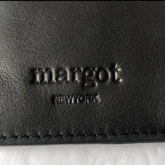 Margot Black slim leather Faye Card case wallet wristlet nwot - Picture 7 of 9